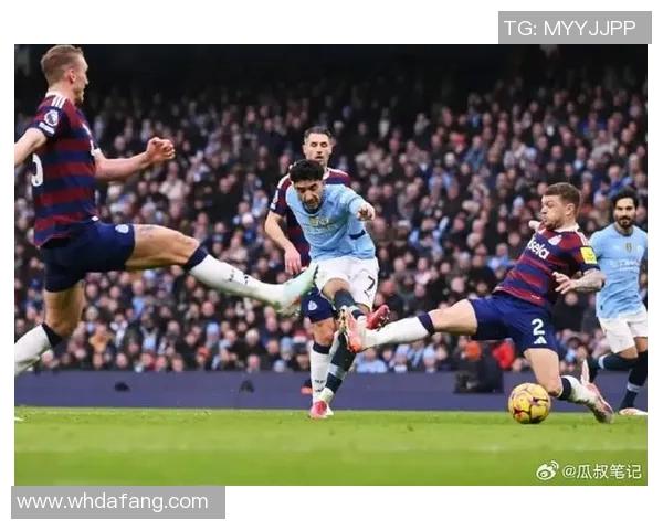 英超激战曼城迎战水晶宫争夺三分全力以赴展现实力